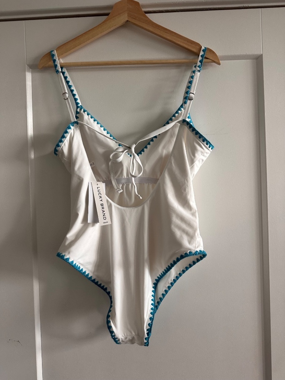 Lucky Brand Marabella One Piece Swimsuit White Size Large - Picture 8 of 11